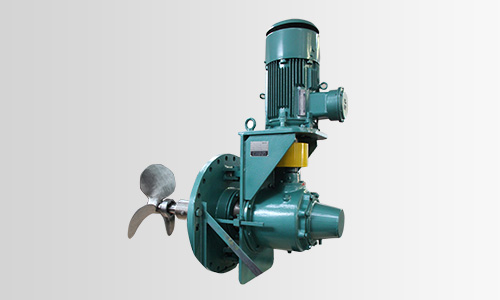 Agitateurs à entrée latérale montés sur bride pour réservoir de stockage